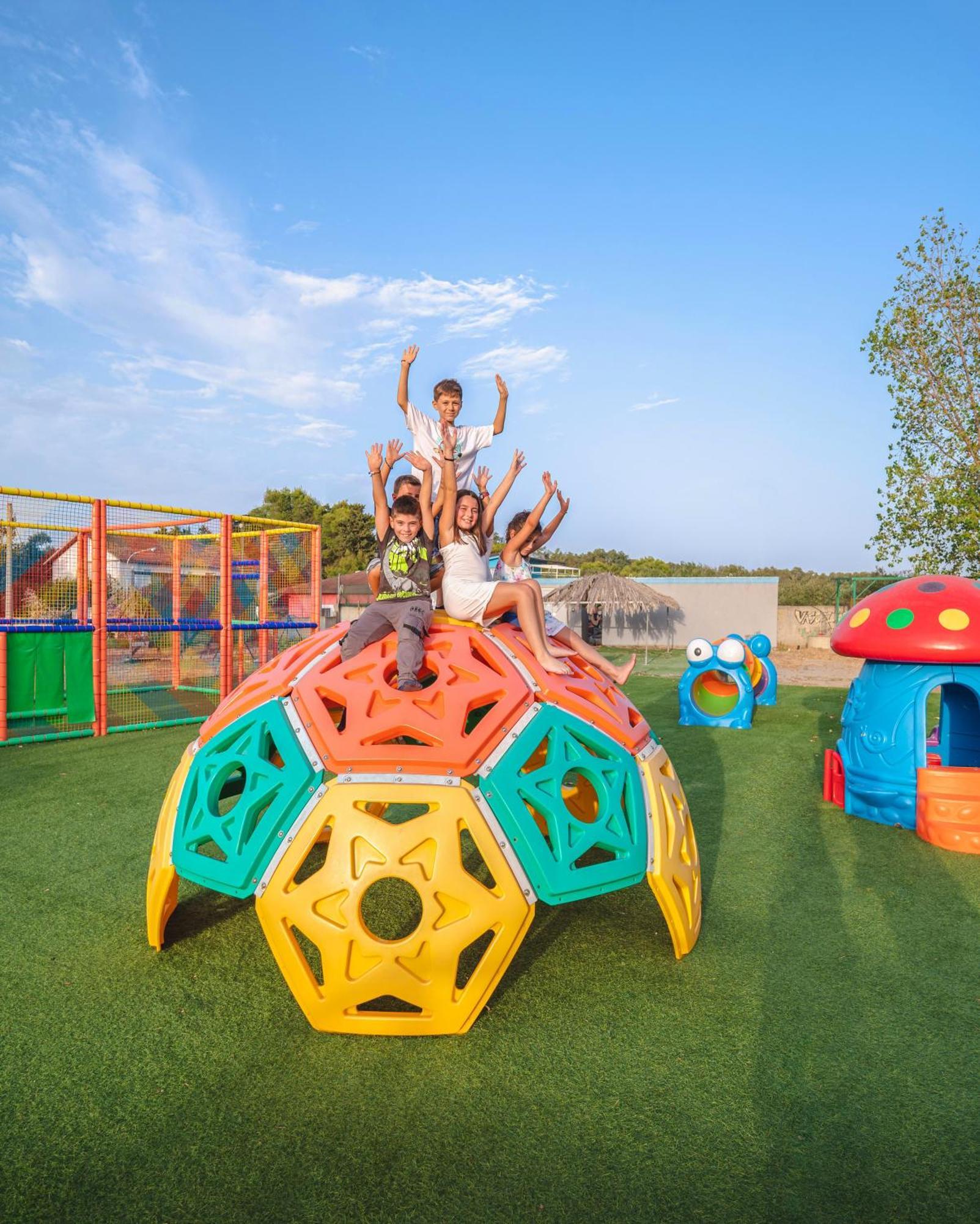 Vascellero Club Resort كارياتي المظهر الخارجي الصورة